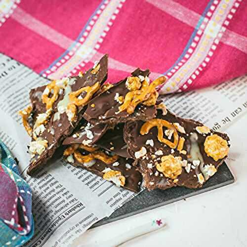Dark Chocolate Caramel Popcorn Bark
