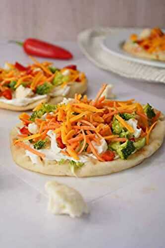 Veggie Tray Mini Naan Pizzas