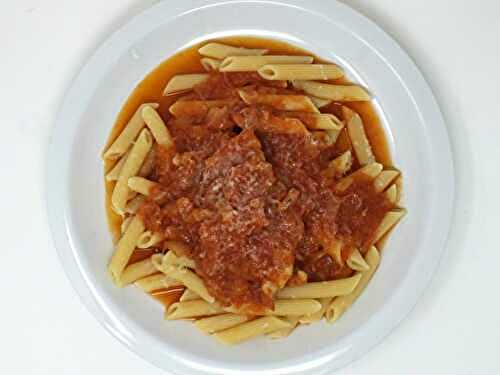 Boneless Chicken Kapama with Penne Pasta