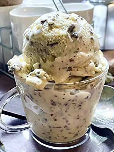 Homemade stracciatella ice cream