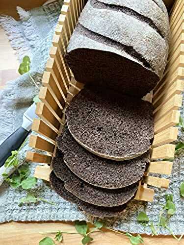 Hearty russian black bread