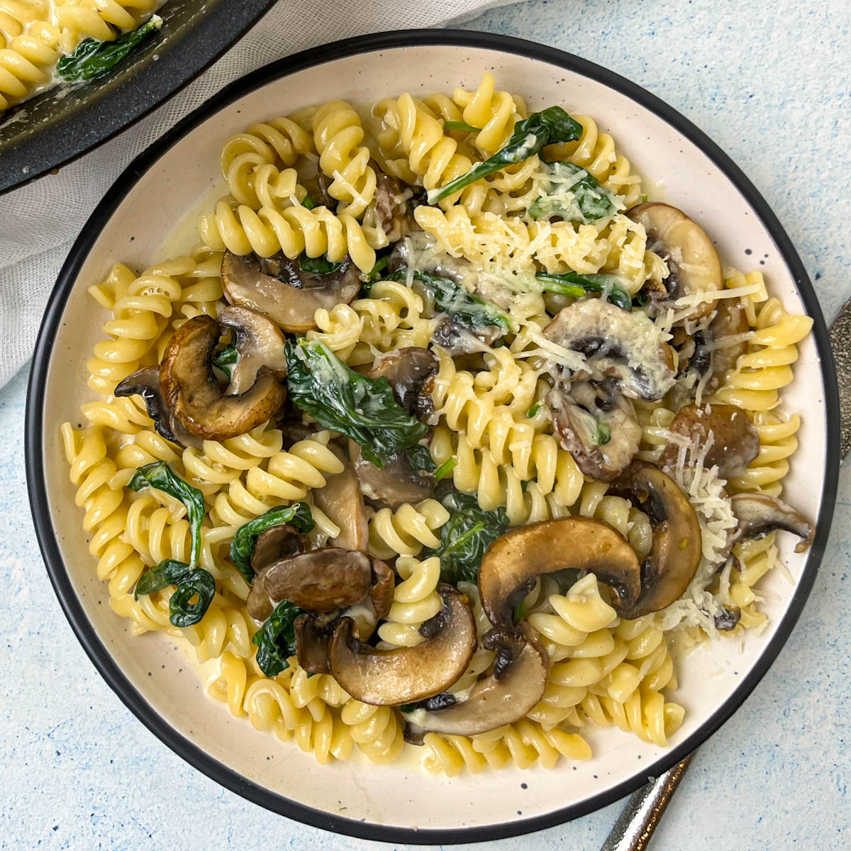 Spinach Mushroom Pasta - 30 Minute Dinner