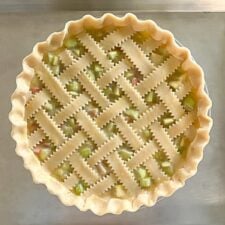 How to Make Lattice Pie Crust (Step-by-Step Guide) 