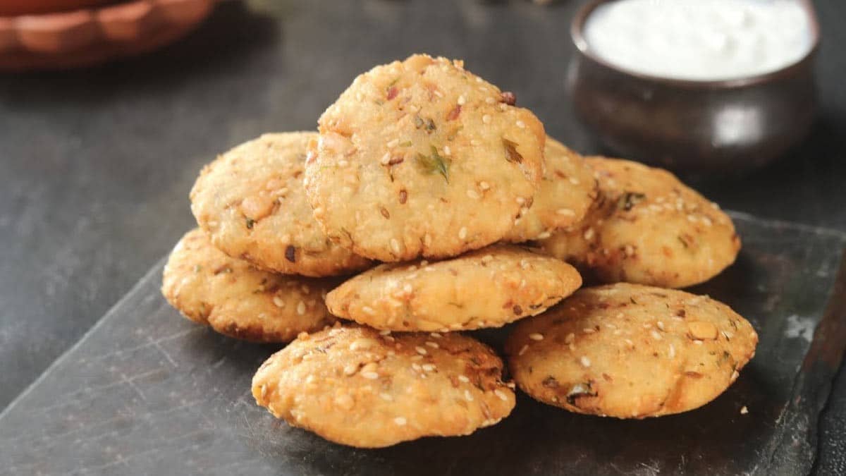 Ellu Vadai (Sesame Vada)