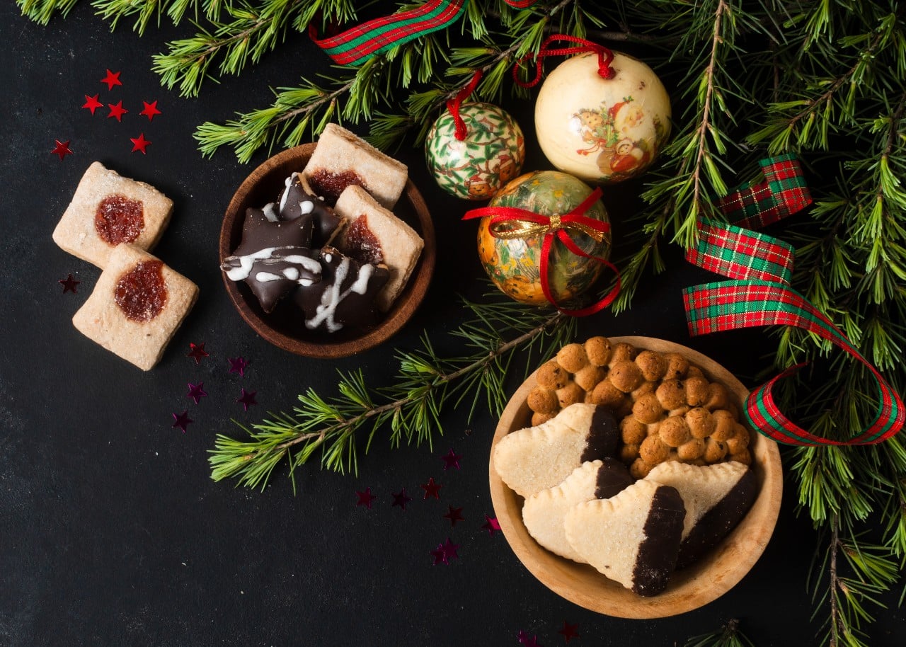 20+ Must-Try Christmas Treats for the Holidays