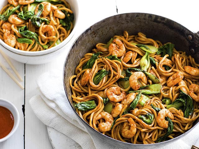 Thai Prawn and Ginger Noodlesv