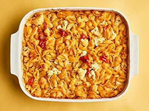 Cauliflower and Noodles baked in Tomato Sauce