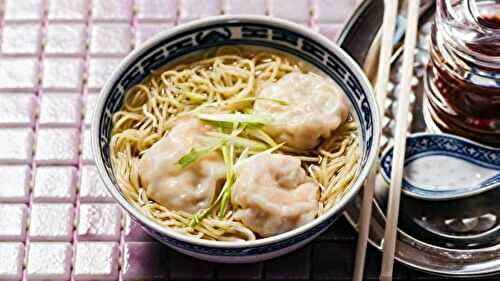 Chicken and Prawn Wonton Noodle Soup