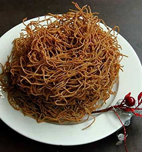 Ragi Omapodi (Ragi Sev)