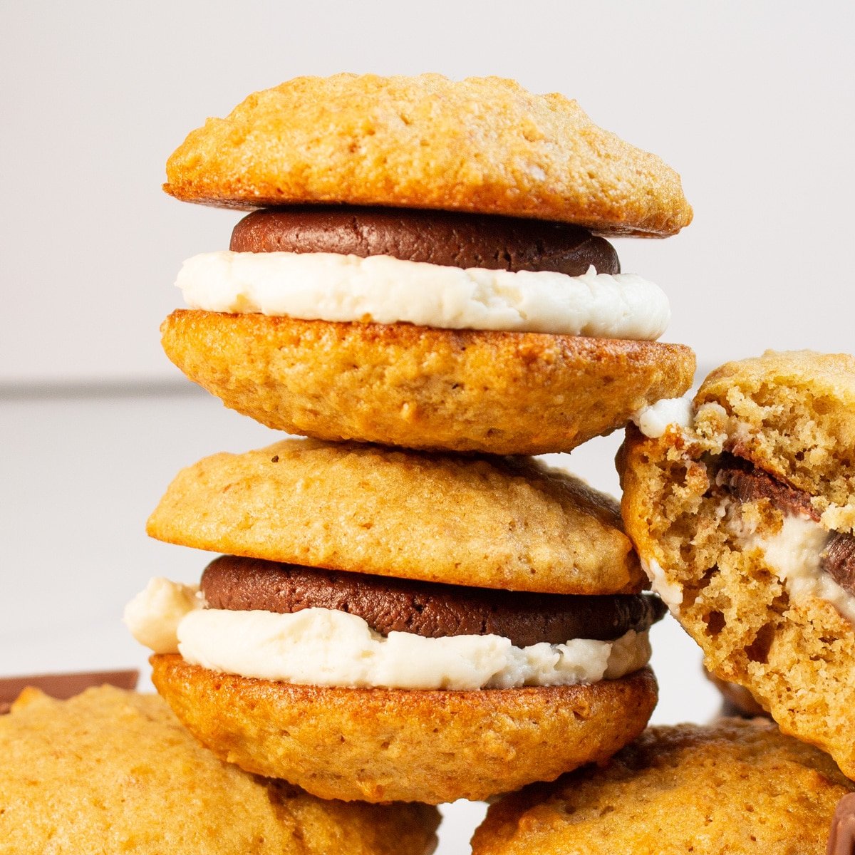 S'mores Whoopie Pies