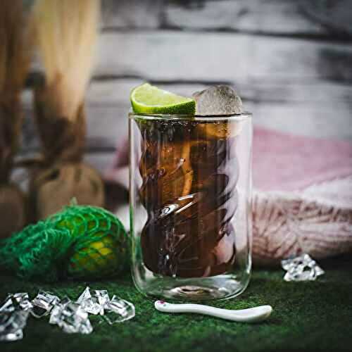 Classic Cuba Libre Cocktail Recipe