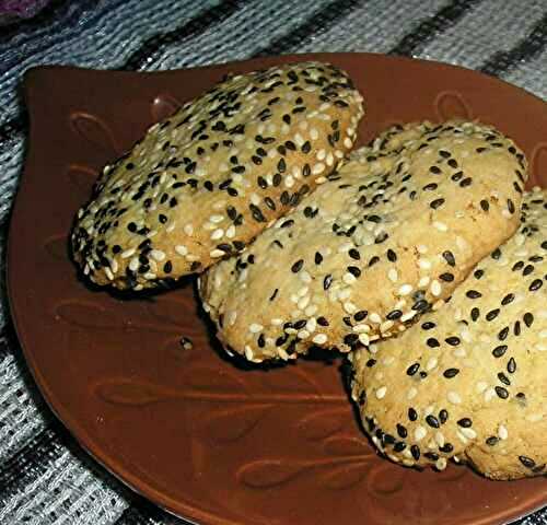 Toasted Sesame Cookies 