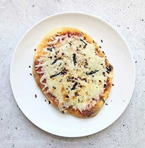 Air Fryer Mini Naan Pizza