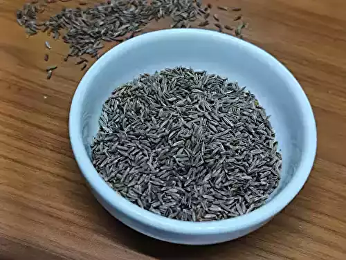 Cumin Seeds: The Complete Guide — Types, Uses, Hindi & Regional Names, and Professional Kitchen Tips