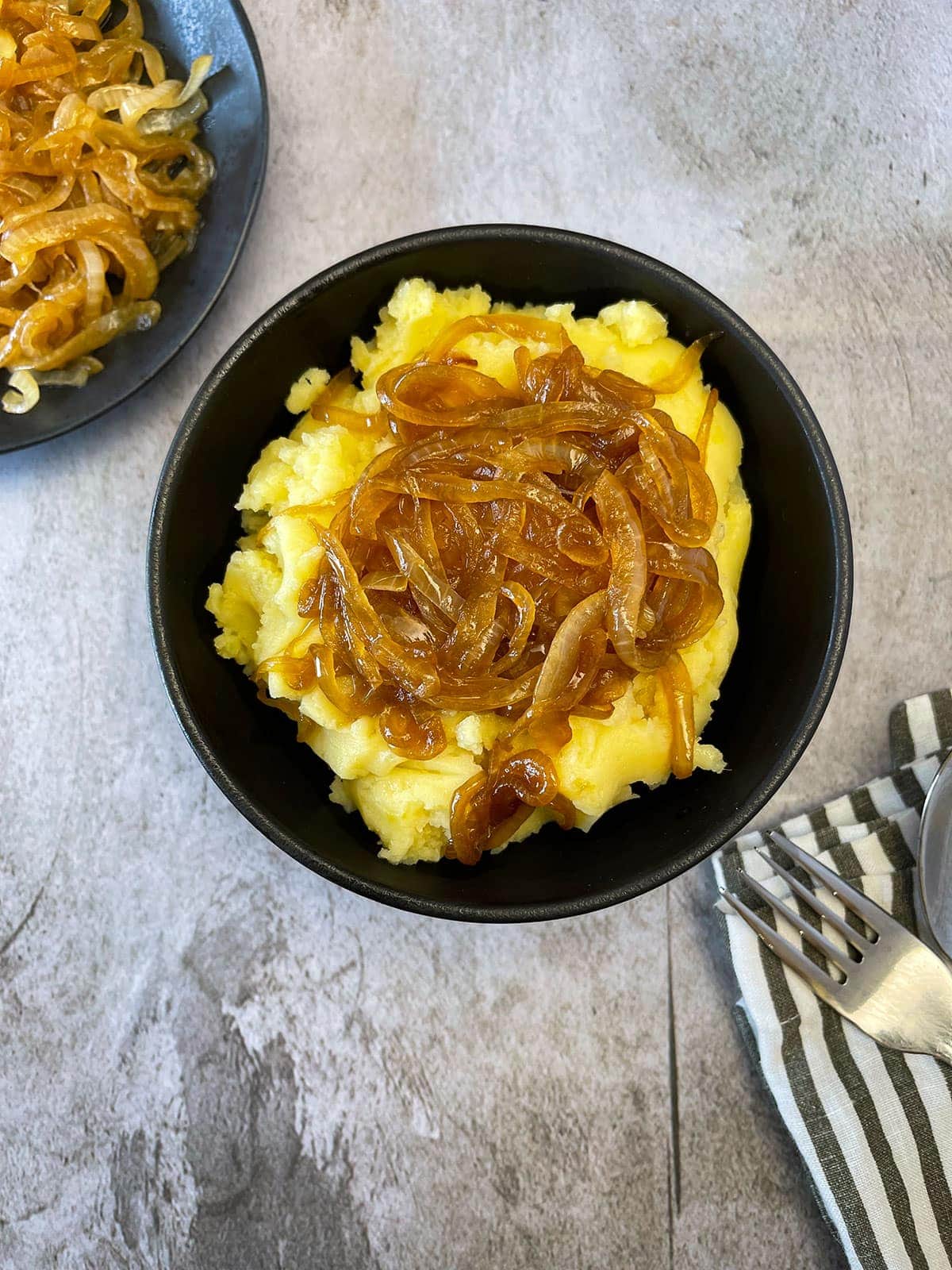 Mashed Potatoes with Caramelized Onion