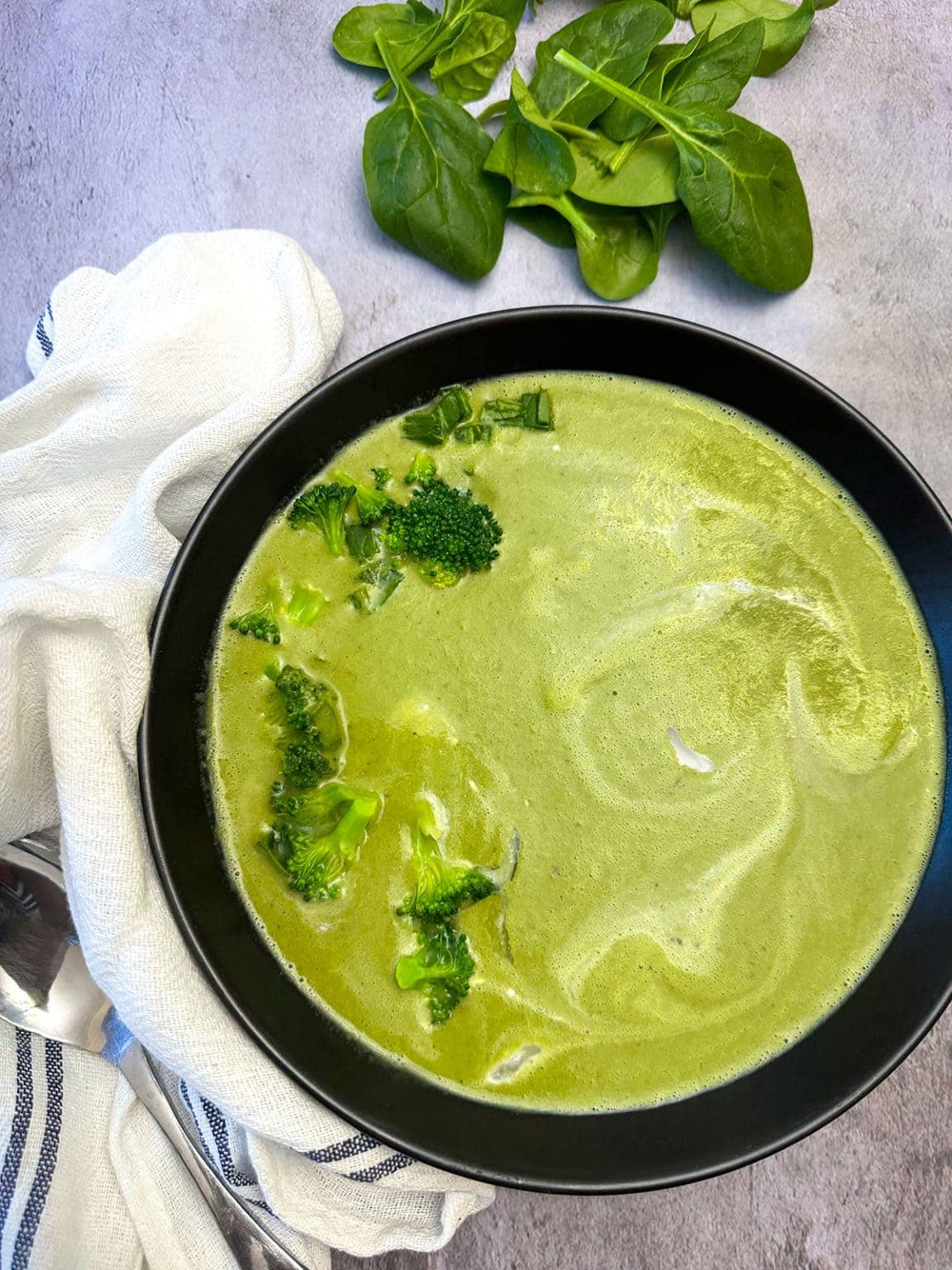 Spinach and broccoli soup