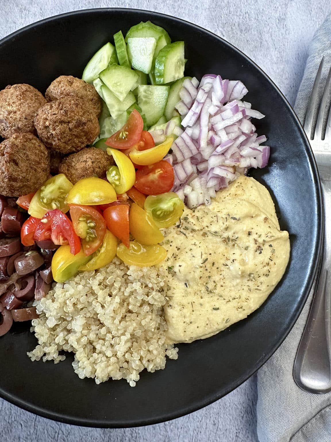 Vegan hummus bowls