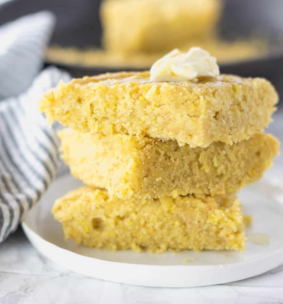 Vegan Skillet Cornbread