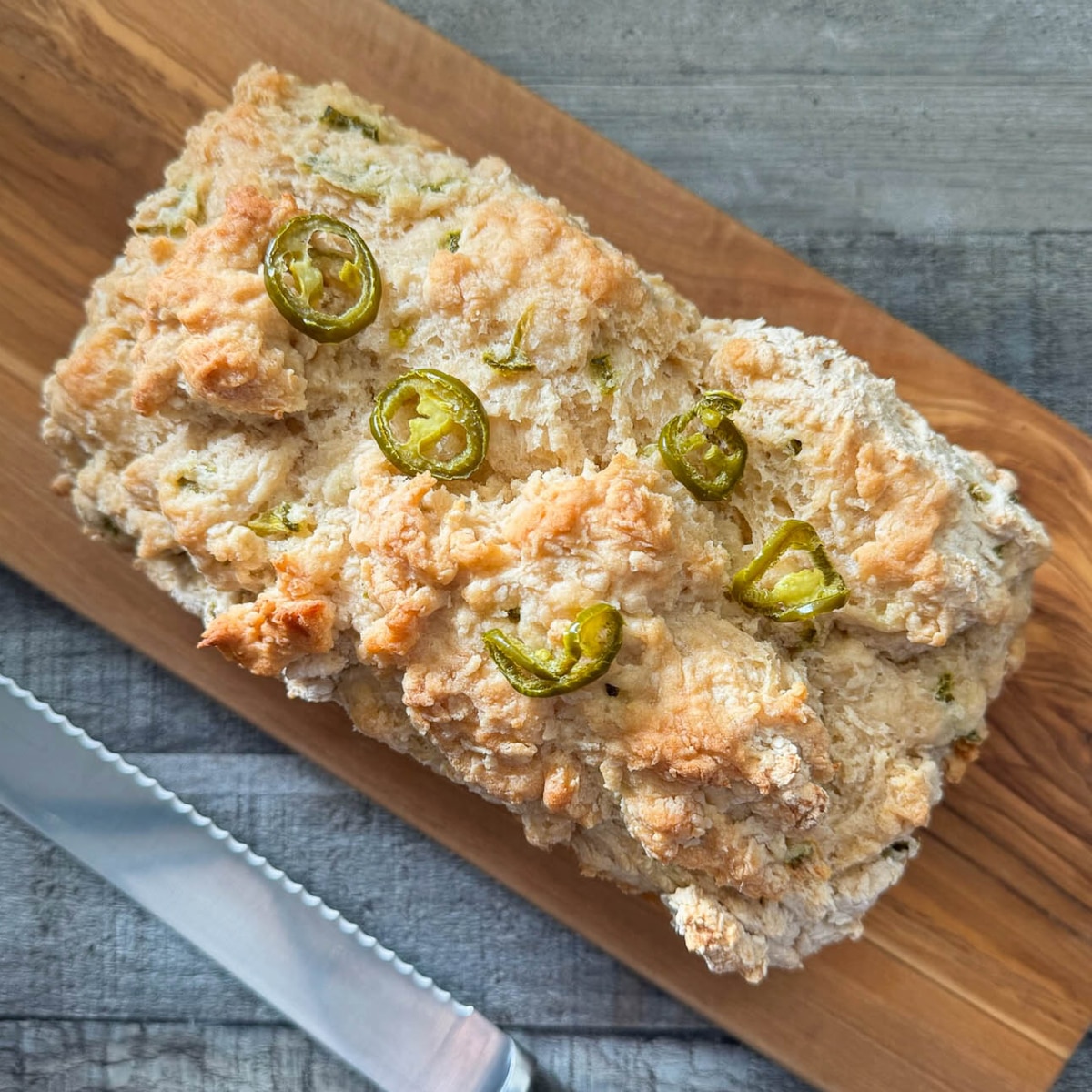 Simple Jalapeño Beer Bread