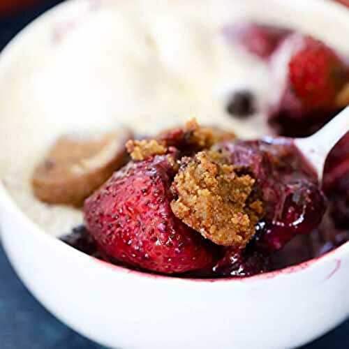 2 Ingredient Viral Berry Crumble