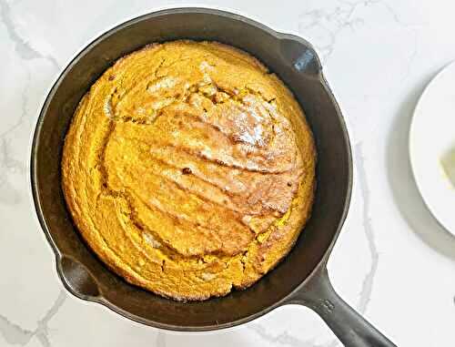 Pumpkin Spice Cornbread with Maple Syrup