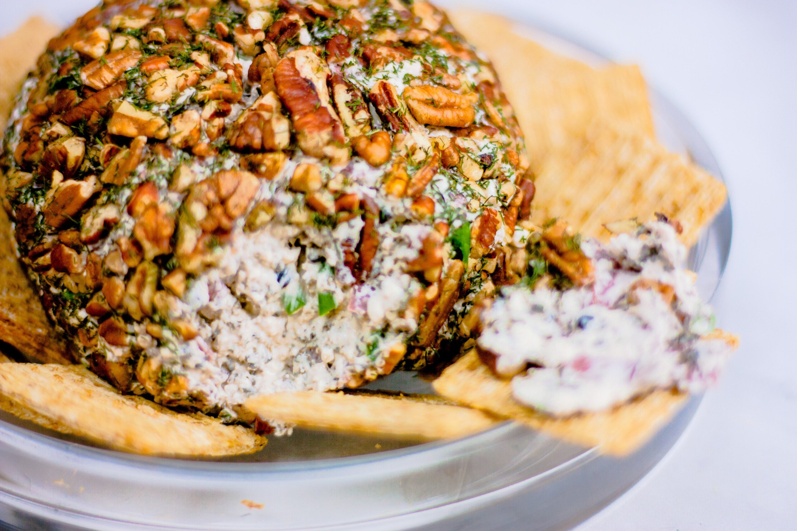 Easy Chipped Beef Cheeseball Recipe