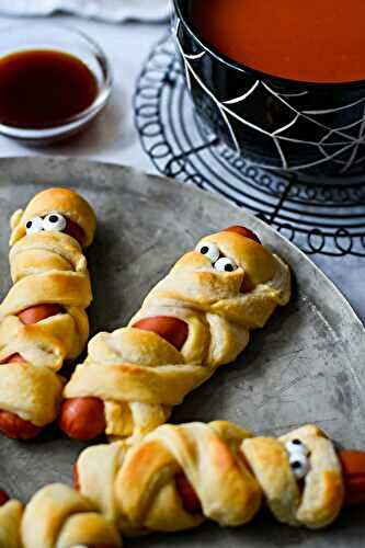 Easy Halloween Dinner Idea: Mummy Hot Dogs & Blood Soup