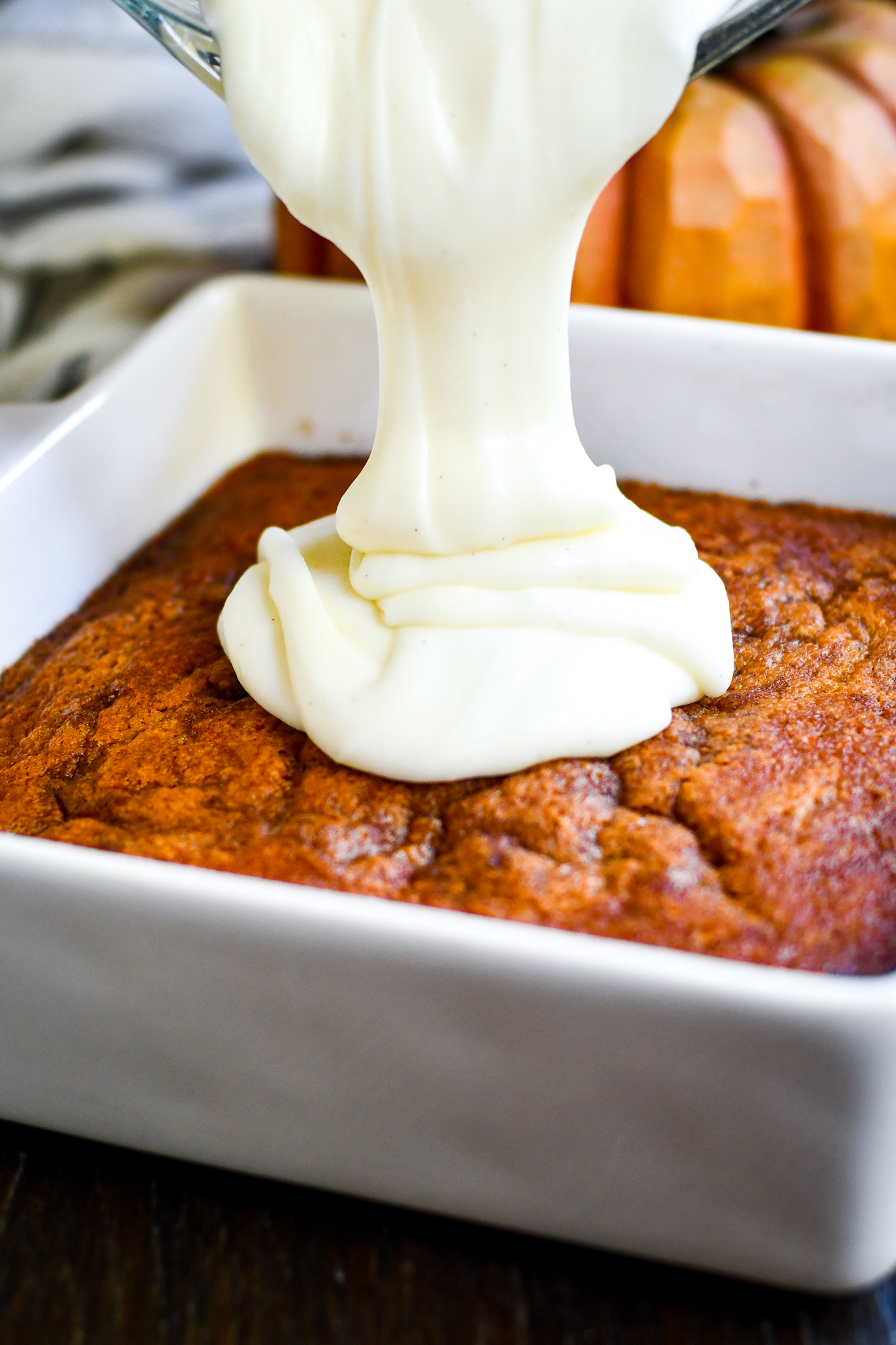 Pumpkin Cinnamon Roll Cake Recipe