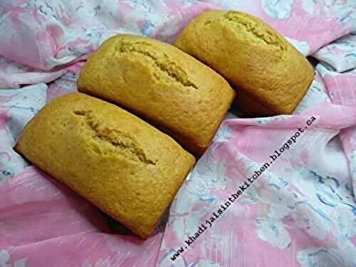 PETITS GÂTEAUX À LA FARINE DE MAÏS / CORN FLOUR BREAD / MINI BIZCOCHOS DE HARINA DE MAÍZ / كيك دقيق الذرة