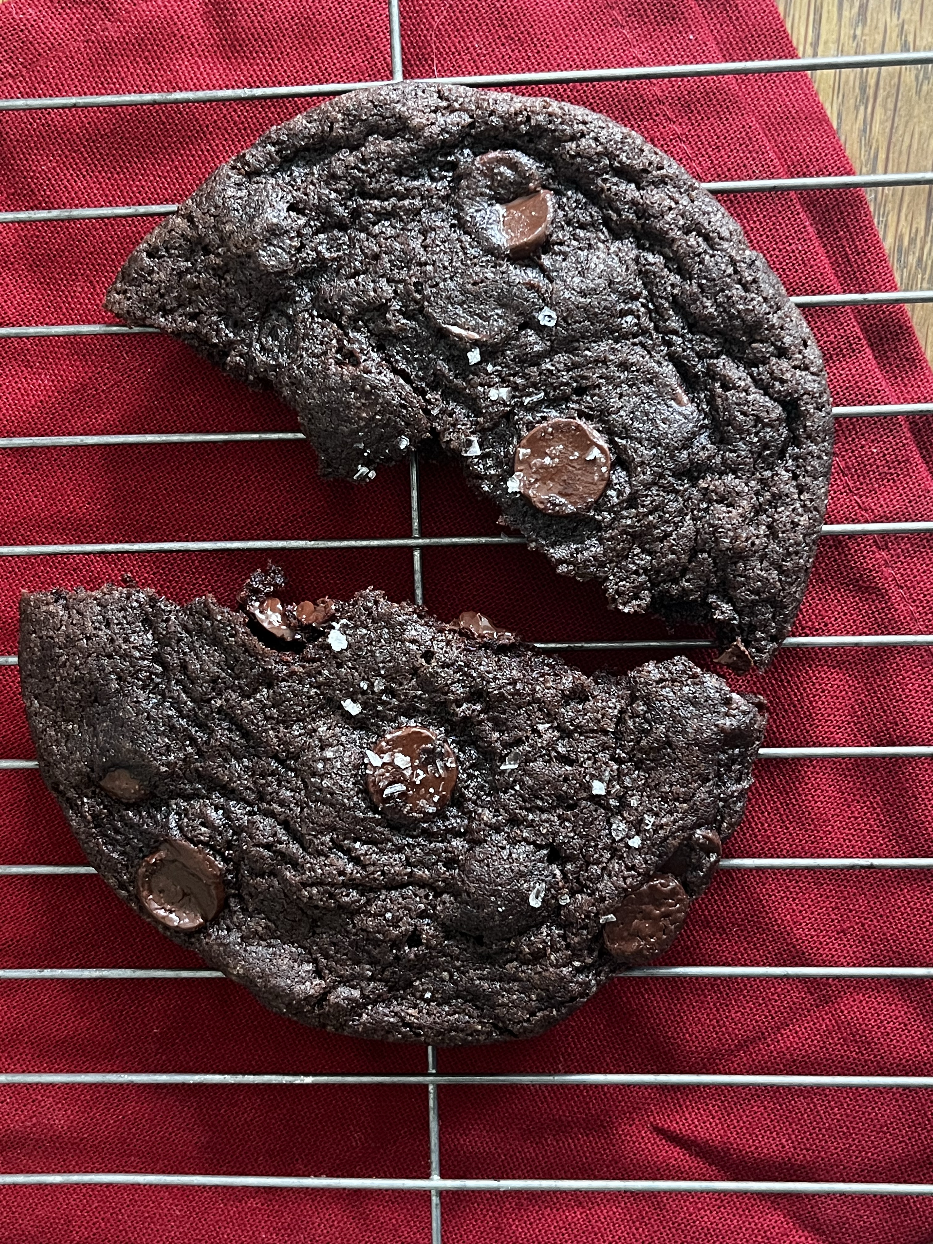 Single serve double chocolate cookie