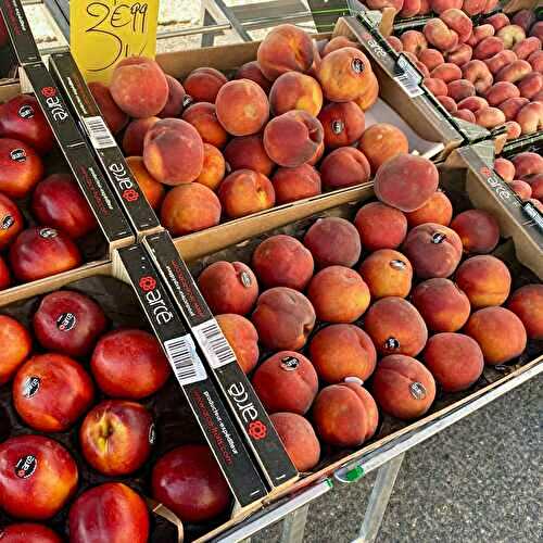 Peaches and Nectarines (Pêches)