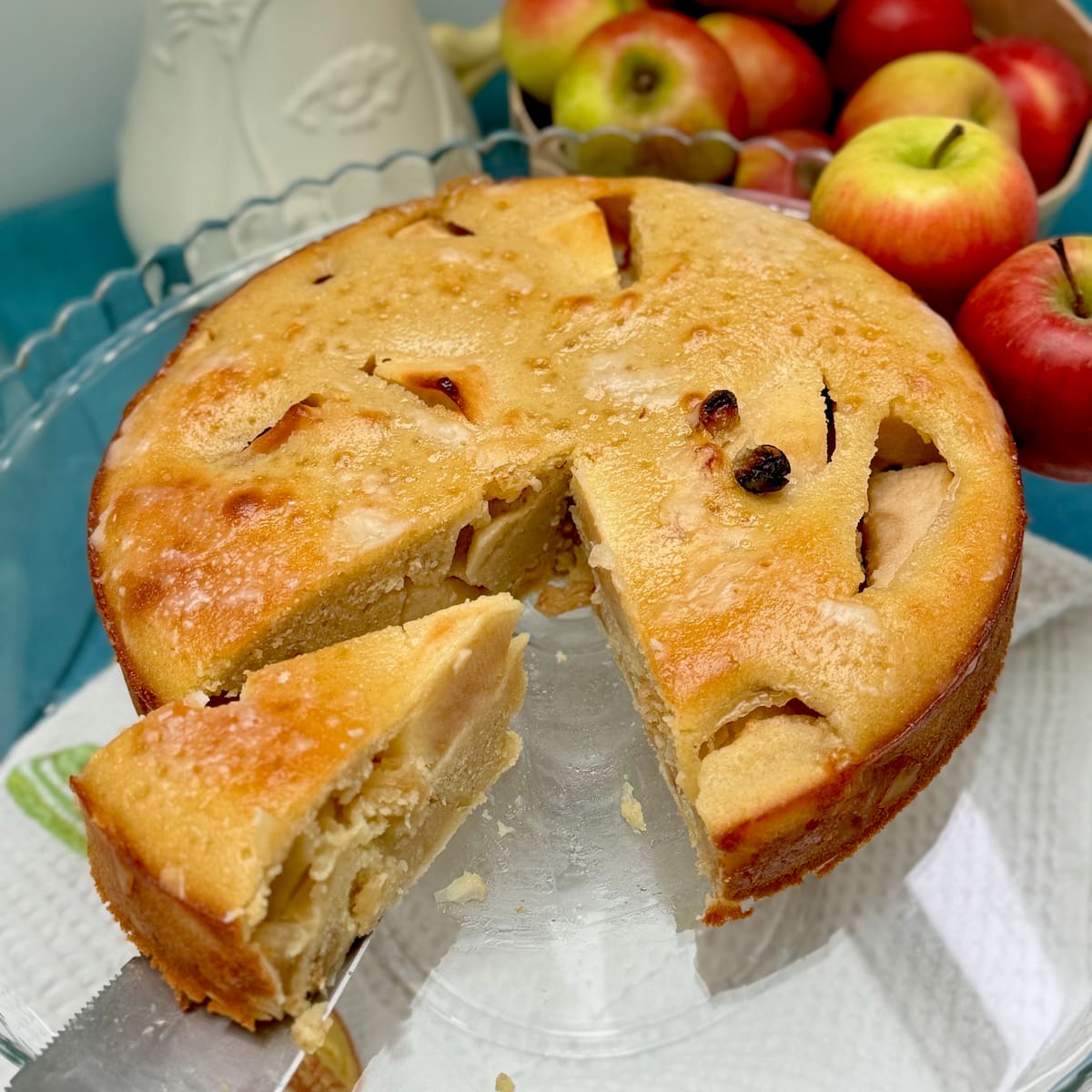 French Apple Cake