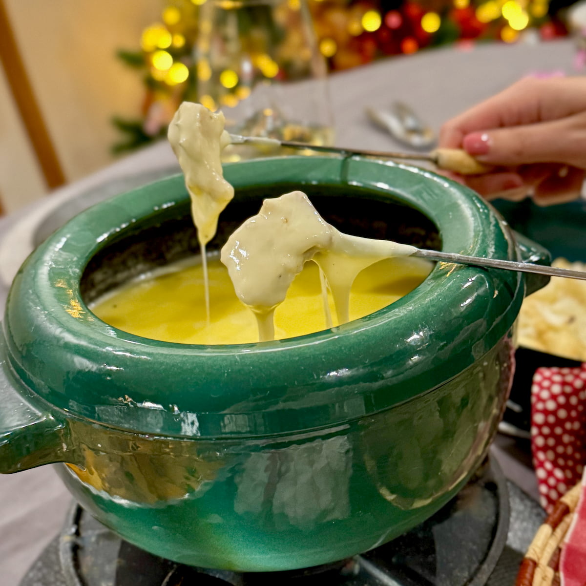 French Cheese Fondue Savoyarde