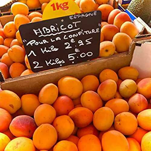 Apricots (Abricots)