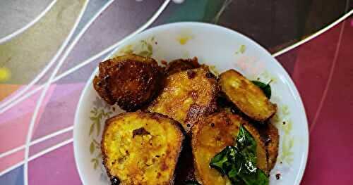 Vazhakkai Tawa Fry - Easy Raw Banana Fry