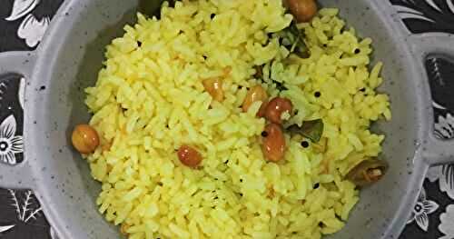 Lemon Rice | Elumichai Sadam with Homegrown Lemons | Lunchbox recipe