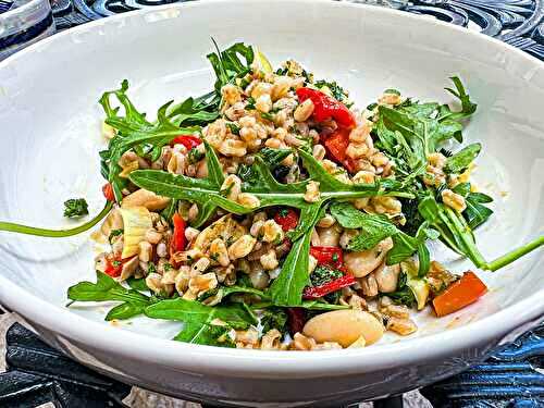 MEDITERRANEAN FARRO SALAD WITH ARUGULA