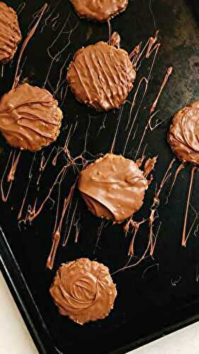 Homemade Chocolate Digestive Biscuits