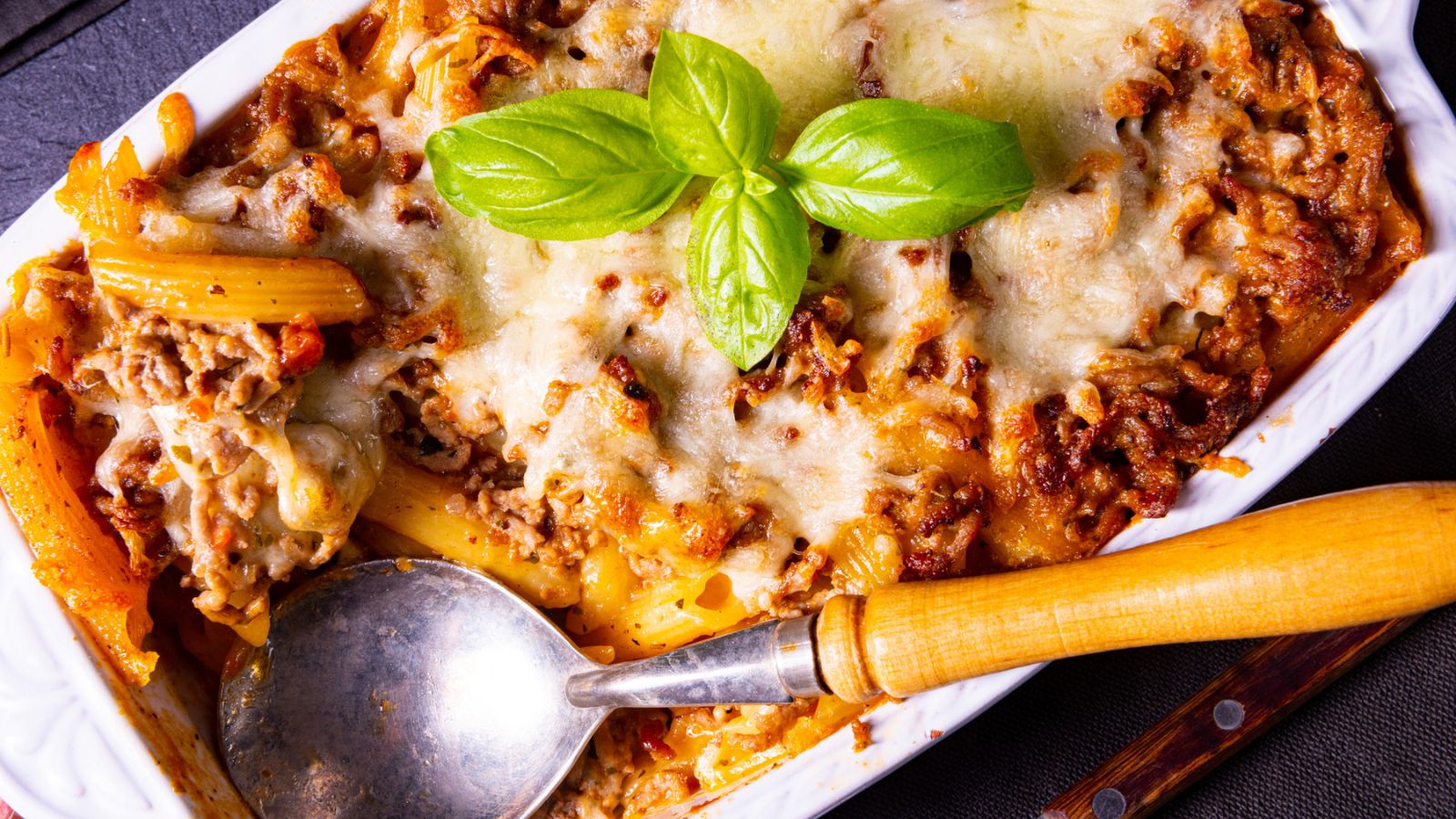 Discover 18 Simple Yet Delightful Casserole Recipes for Memorable Family Dinners