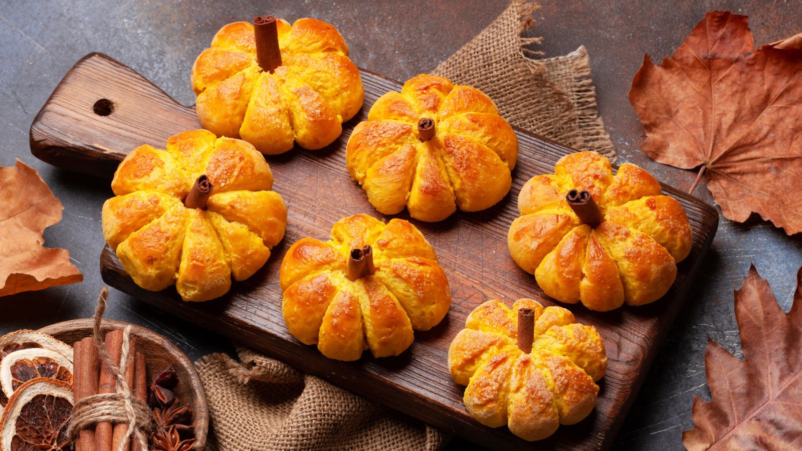 Savor the Flavors of Autumn with these 22 Simple and Delicious Fall Desserts