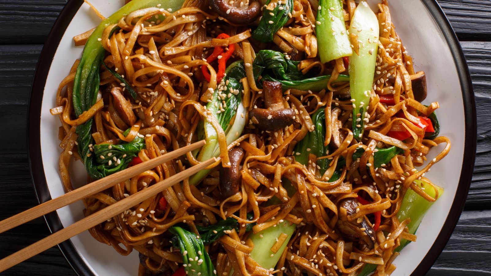 These 18 Wok Recipes Will Elevate Your Culinary Game Instantly