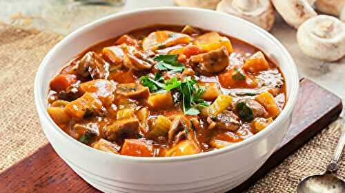 20 Hearty Stew Recipes You Can Easily Whip Up At Your Next Garden Party