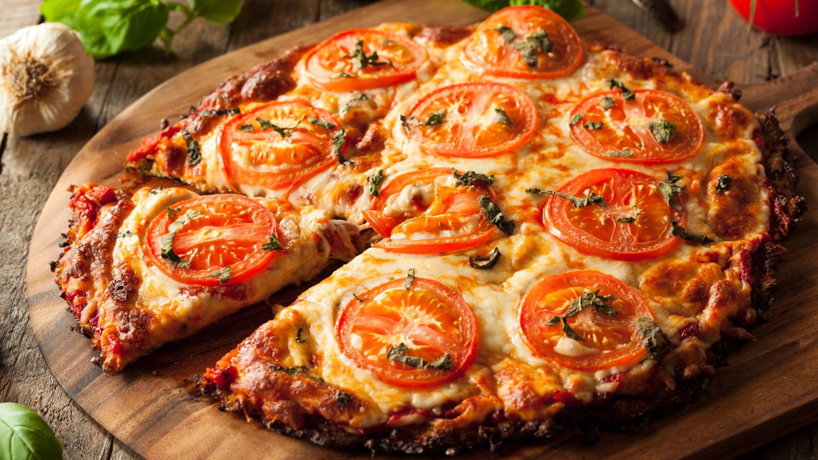 Perfect Your Pizza Night with 18 Innovative Recipes that Tackle Dinner Time Monotony