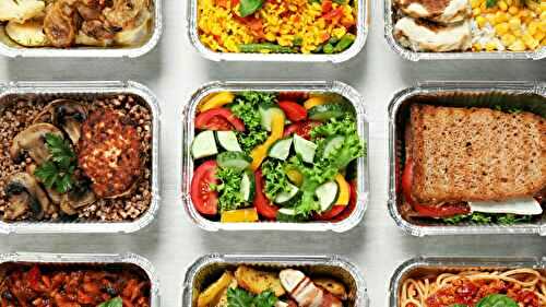 Spice Up Your Workday: 22 Innovative Desk Lunch Recipes to Try
