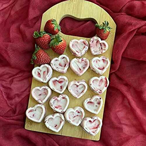 ❤️ Heart-Shaped Strawberry Yogurt Bites 