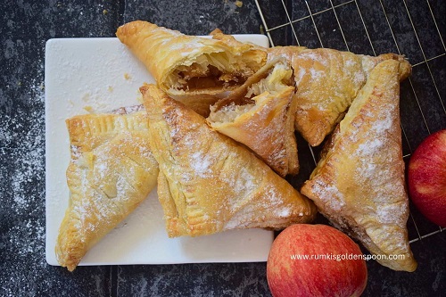 Homemade apple turnover | How to make apple turnover | Quick and easy apple turnovers