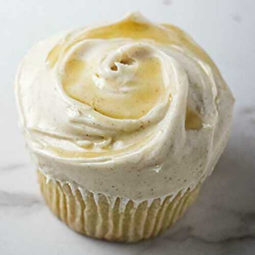 Maple Cinnamon Cream Cheese Frosting