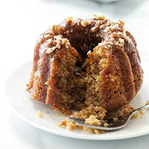 Mini Apple Bundt Cakes