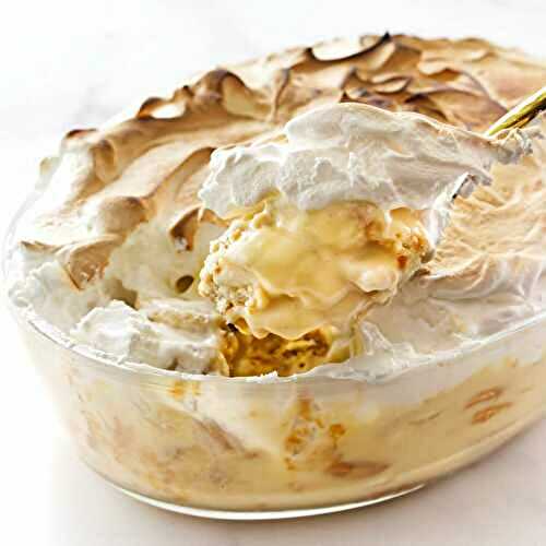 Homemade Banana Pudding with Meringue