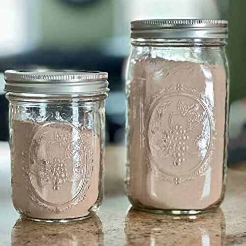 Homemade Hot Cocoa Mix (Just 3 Ingredients!)